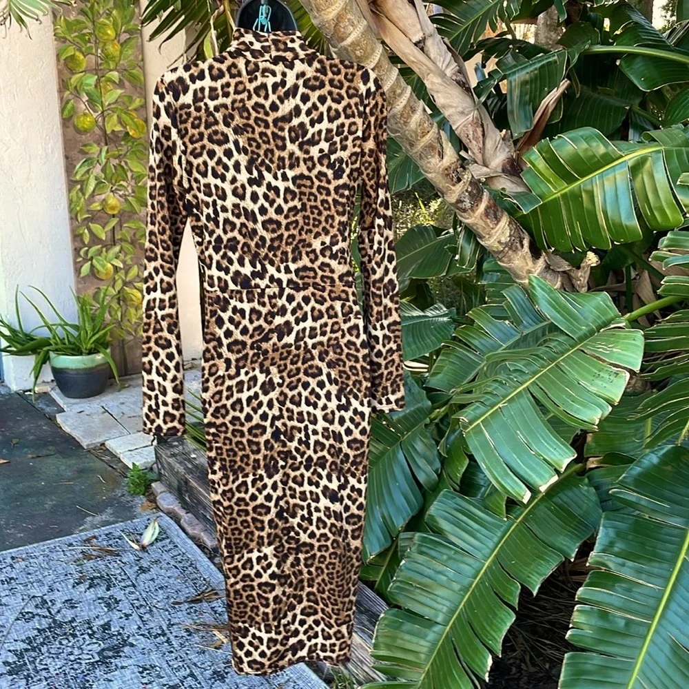 Joseph ribkoff, leopard print, body con asymmetric dress - Picture 6 of 8